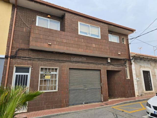 Casa adosada en venta en Salinas. Casas adosadas.