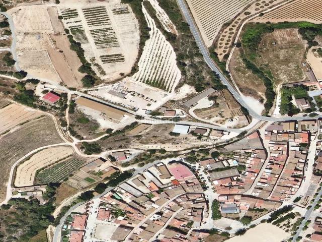 Casa adosada en venta en Salomó. Chalet adosado en venta en ptda Pallisa del Calull. Casas adosadas.