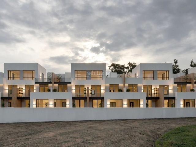 Casa adosada en venta en Salobreña, Salobreña Costa. VIVIENDAS EN RESIDENCIAL COSTA SERENA SALOBREÑA. Casas adosadas.