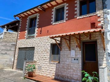 Casa adosada en Venta en Zona Rural