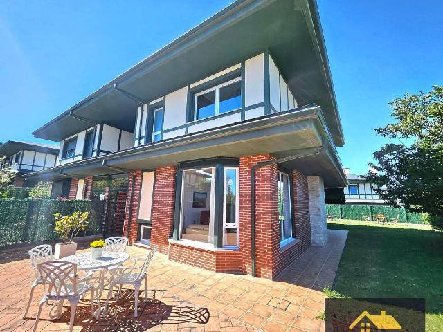 Casa adosada en Venta en Sámano