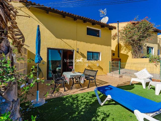 Casa adosada en Venta en San Miguel