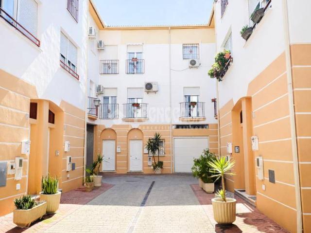 Casa adosada en Venta en San Antón