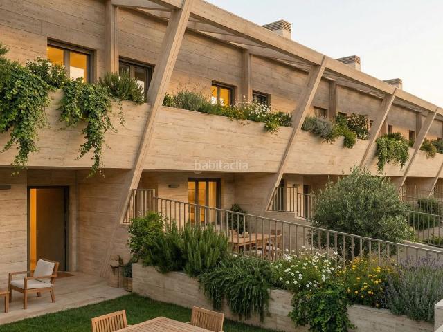 Casa adosada en venta en San Fernando de Henares, Montserrat Parque Empresarial. Chalet adosado San Fernando de Henares, Madrid. Casas adosadas San Fernando de.