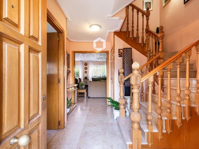 Casa adosada en venta en San Fernando de Henares, Montserrat Parque Empresarial. en San Fernando de Henares. Casas adosadas San Fernando de.