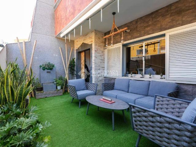 Casa adosada en Venta en San Isidro