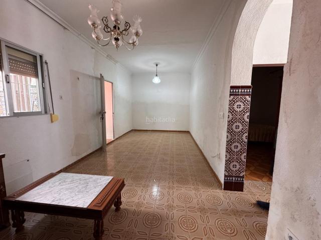 Casa adosada en venta en San Juan de Aznalfarache, Barrio Alto. Casa en planta baja en venta en San Juan de Aznalfarache Barrio Alto. Casas adosadas San Juan de.