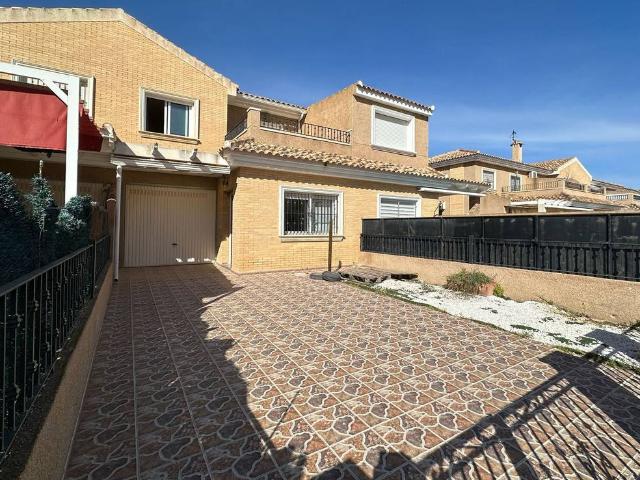 Casa adosada en Venta en San Javier ciudad