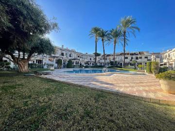 Casa adosada en Venta en San Pedro del Pinatar ciudad