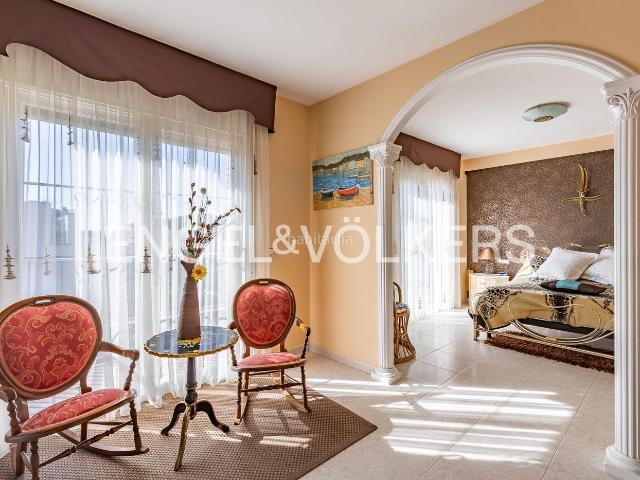 Casa adosada en venta en Sant Vicenç de Montalt, Sant Vicenç Platja. Casa con vistas al mar en Sant Vicenç de Montalt. Casas adosadas Sant Vicenç de.