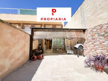 Casa adosada en Venta en Sant Vicenç Dels Horts