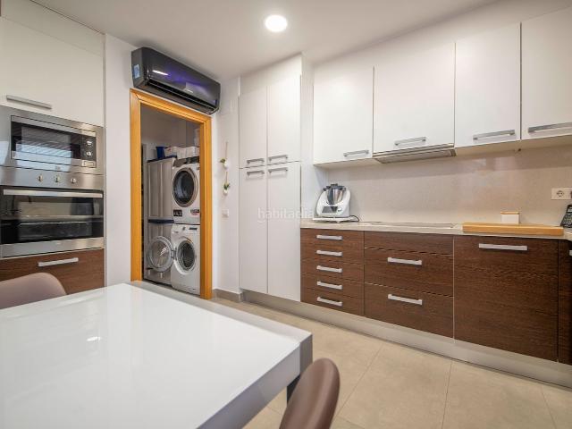 Casa adosada en venta en Sant Andreu de la Barca. Chalet adosado en venta en Calle de la Palla. Casas adosadas Sant Andreu de la.