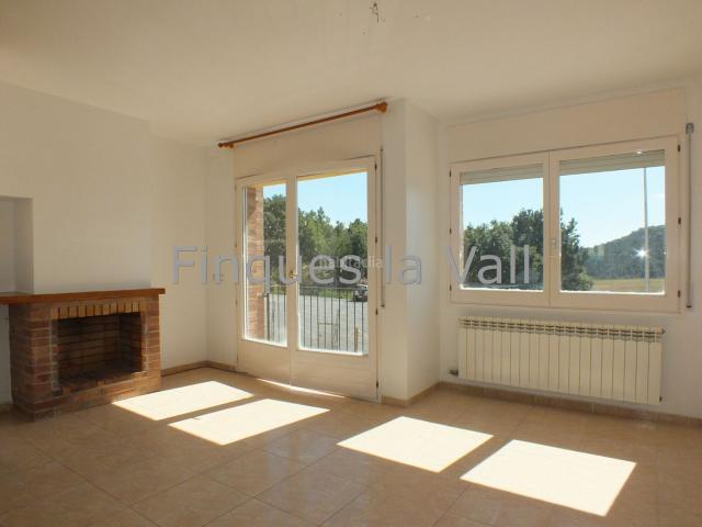 Casa adosada en venta en Sant Boi de Lluçanès. Casa en venda. Casas adosadas Sant Boi de.