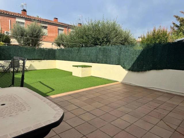 Casa adosada en venta en Sant Cugat del Vallès, Centre Estació. Chalet adosado en venta en Centre08172. Casas adosadas Sant Cugat del.