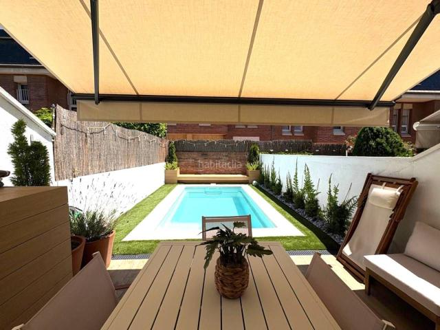 Casa adosada en venta en Sant Cugat del Vallès, Colomer. ADOSADA EN PARC CENTRAL CON PISCINA PRIVADA. Casas adosadas Sant Cugat del.