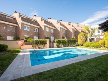 Casa adosada en Venta en Sant Domènec