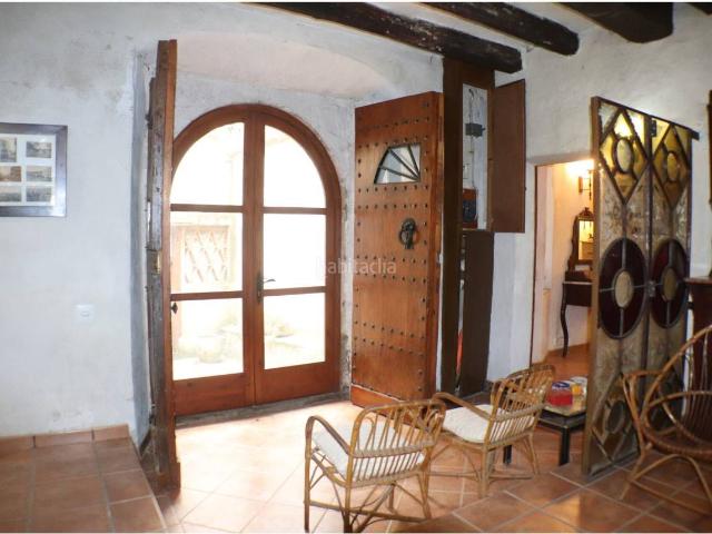 Casa adosada en venta en Sant Feliu de Codines. Finca histórica de 410 m en el centro con múltiples posibilidades. Casas adosadas Sant Feliu de.