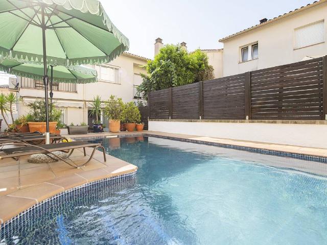 Casa adosada en Venta en Sant Julià de Ramis