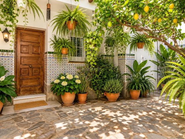 Casa adosada en venta en Sant Pere de Ribes, Centre. Adosado CON PATIO Y TERRAZAS EN EL CENTRO DE SANT PERE DE RIBES. Casas adosadas Sant Pere de.