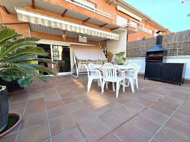 Casa adosada en Venta en Sant Ramón