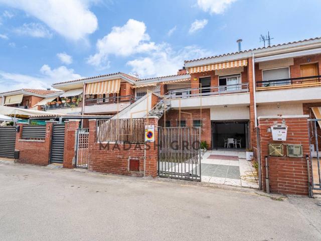 Casa adosada en Venta en Sant Salvador