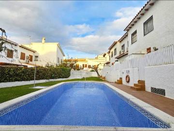 Casa adosada en Venta en Sant Salvador