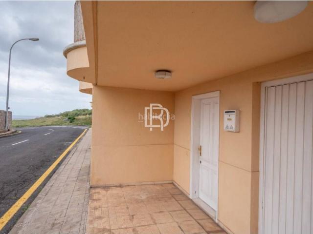 Casa adosada en venta en Santa Cruz de Tenerife, Añaza. EXCLUSIVO DUPLEX CON VISTAS AL MAR. Casas adosadas Santa Cruz de.