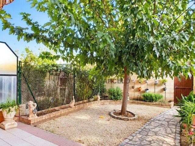 Casa adosada en Venta en Santa Isabel
