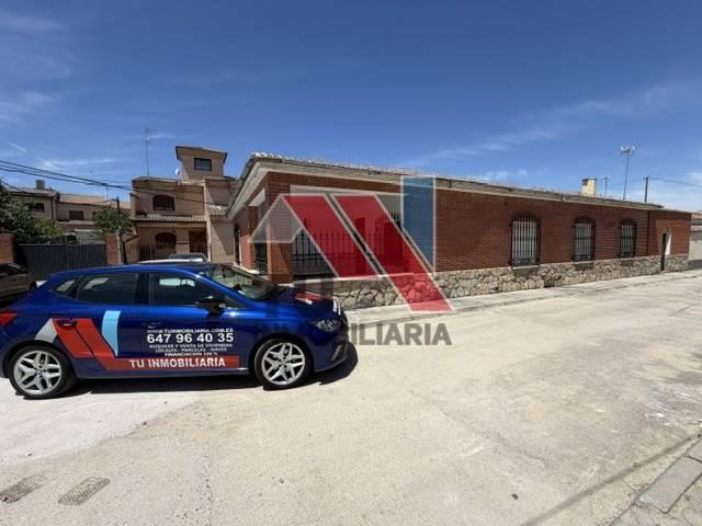 Casa adosada en Venta en Santa Olalla