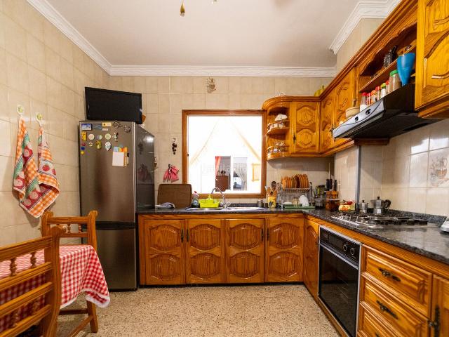 Casa adosada en venta en Santa Lucía de Tirajana, Vecindario El Doctoral Cruce de Sardina. NUDA PROPIEDAD en venta en Calle Numancia. Casas adosadas Santa Lucía de.