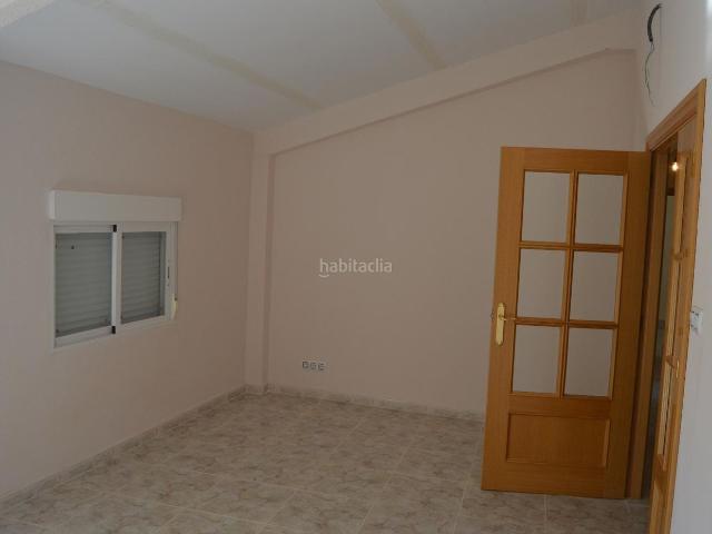 Casa adosada en venta en Santa María de Huerta. Venta de casa en Santa María de Huerta, Soria. Casas adosadas Santa María de.