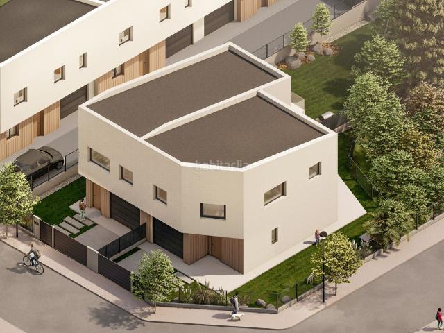 Casa adosada en venta en Santa Maria de Palautordera. CASAS ADOSADAS DE OBRA NUEVA CON JARDÍN SANTA MARIA DE PALAUTORDERA ULTIMA UNIDAD DISPONIBLE. Casas adosadas Santa Maria de.