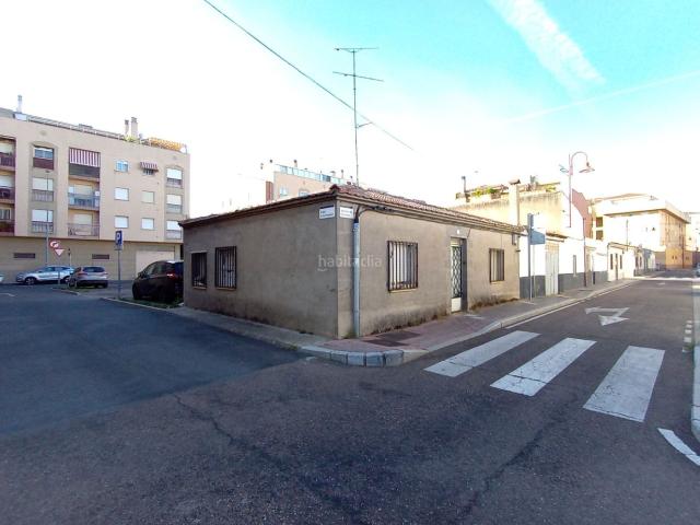 Casa adosada en venta en Santa Marta de Tormes. Chalet Adosado, en Santa Marta de Tormes, Ideal para INVERTIR o para VIVIR. NO COBRAMOS HONORARIOS AL COMPRADOR. Casas adosadas Santa Marta de.