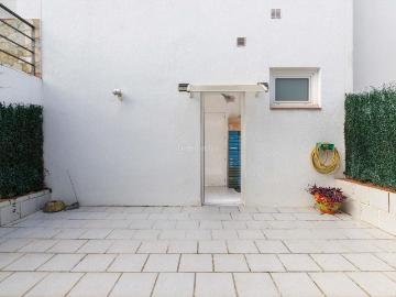 Casa adosada en venta en Santa Perpètua de Mogoda. Tu refugio de tranquilidad lejos del ruido. Casas adosadas Santa Perpètua de.