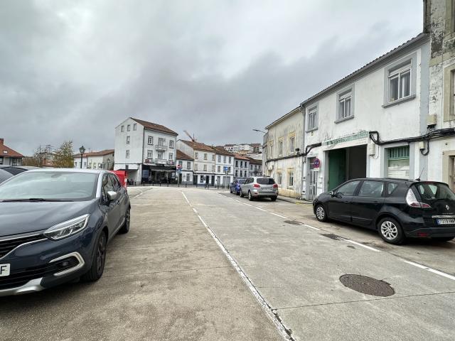 Chalet en venta en Santiago de Compostela, Concheiros Fontiñas. SE VENDE TRES CASAS EN LA ENTRADA DEL CAMINO DE SANTIAGO EN RUA FONTIÑAS VENDE AMOR. Chalets Santiago de.