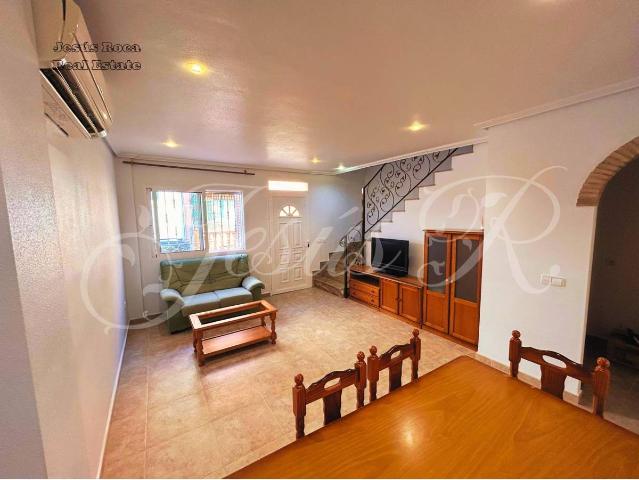 Casa adosada en Venta en Santiago de la Ribera