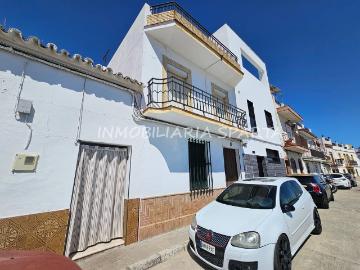Casa adosada en Venta en Santiponce