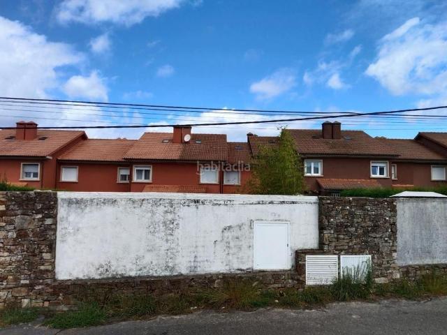 Casa adosada en venta en Sanxenxo, Vilalonga. Chalet adosado sin posesión en Sanxenxo. Casas adosadas.