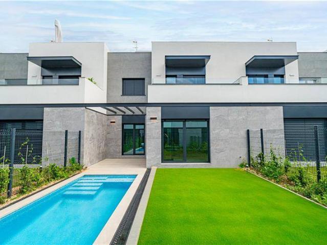 Casa adosada en Venta en S'Arenal