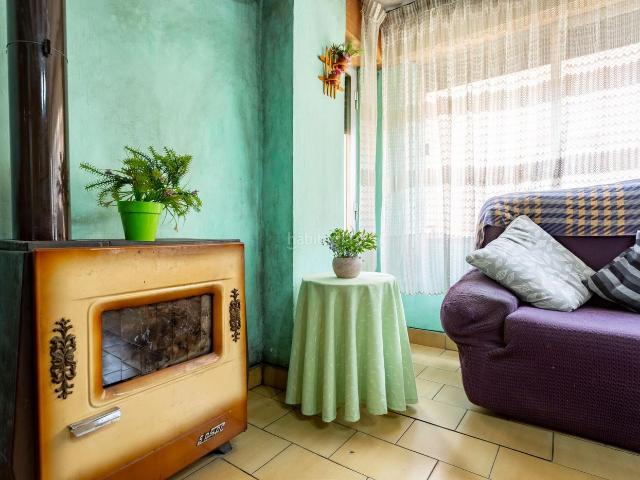 Casa adosada en venta en Sarral. ? Casa de pueblo con gran potencial en venta en Sarral. Casas adosadas.