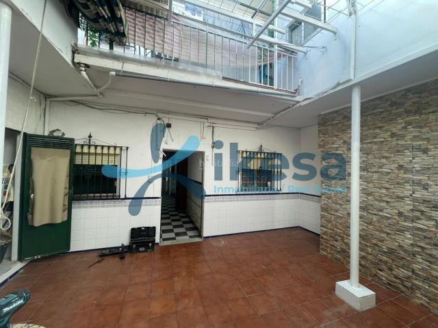Casa adosada en venta en Sevilla, Torreblanca. Venta de Casa adosada en Torreblanca Sevilla. Casas adosadas.