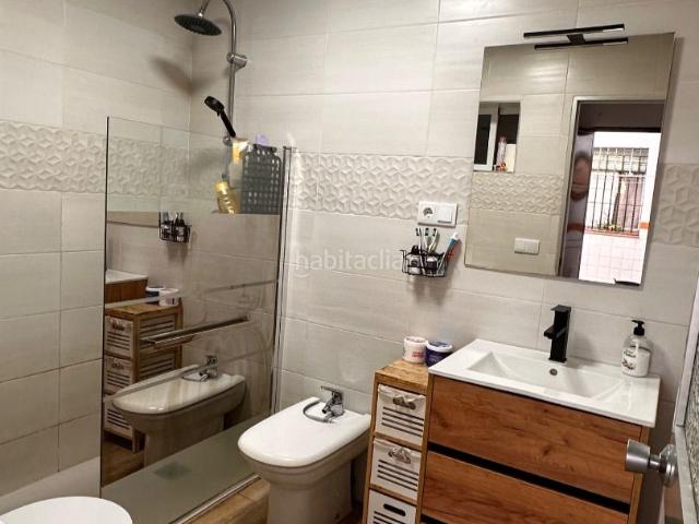 Casa adosada en venta en Sevilla, Torreblanca. Casa en venta de 1 planta. Casas adosadas.