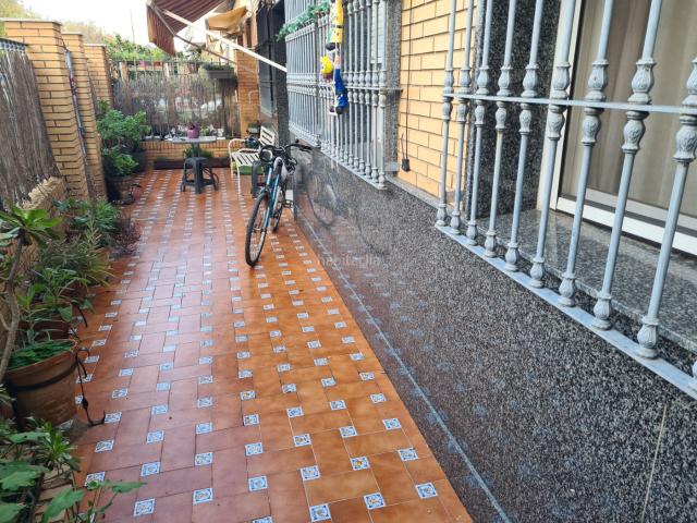Casa adosada en venta en Sevilla, Bellavista. CASA DE UNA PLANTA EN BELLAVISTA. Casas adosadas.