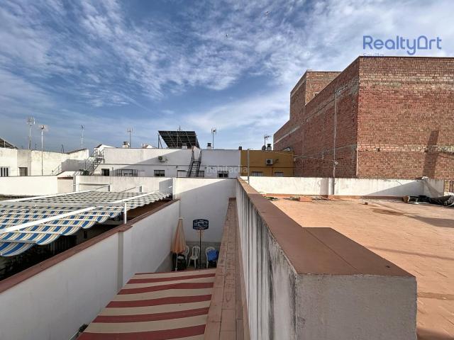 Casa adosada en venta en Sevilla, Bellavista. CHALET ADOSADO BELLAVISTA. Casas adosadas.