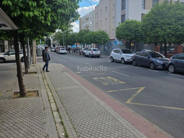 Casa adosada en venta en Sevilla, San Pablo. OPORTUNIDAD DE PISO PARA REFORMAR EN ZONA EXCLUSIVA. Casas adosadas.