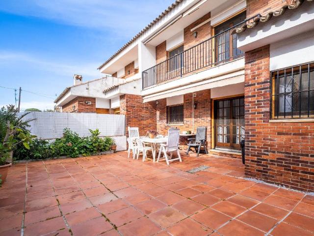 Casa adosada en Venta en Sector Est