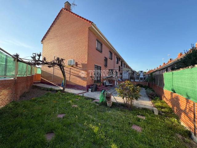 Casa adosada en Venta en Sector 3