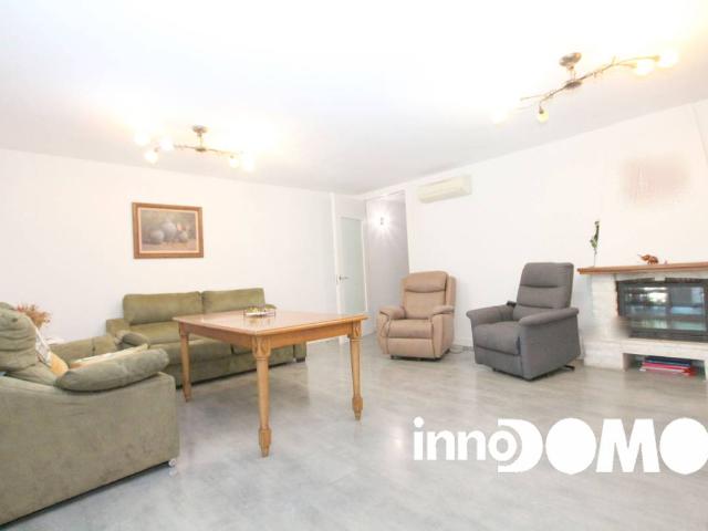 Casa adosada en Venta en Sector 3