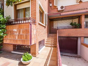 Casa adosada en Venta en Sector 3
