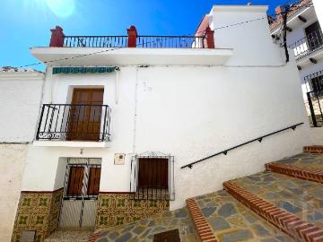 Casa adosada en Venta en Sedella
